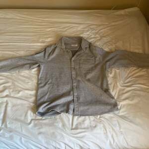 Aritzia TNA Cozy Fleece Boyfriend Overshirt